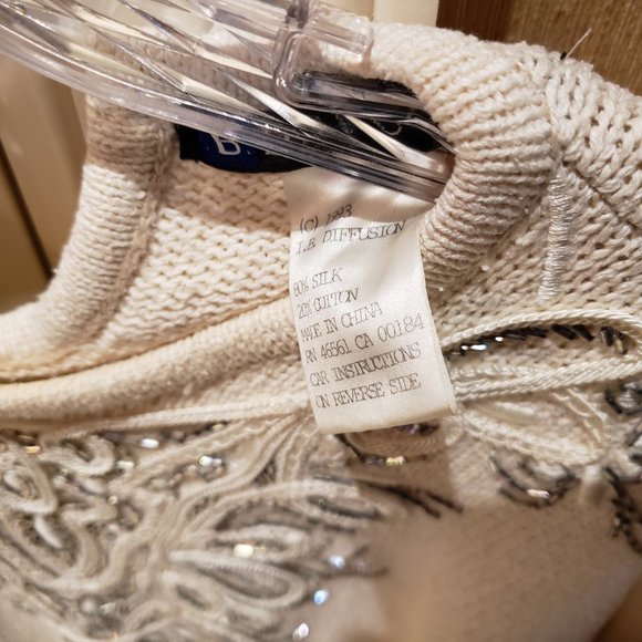 IB Diffusion Sweater - Picture 4 of 4